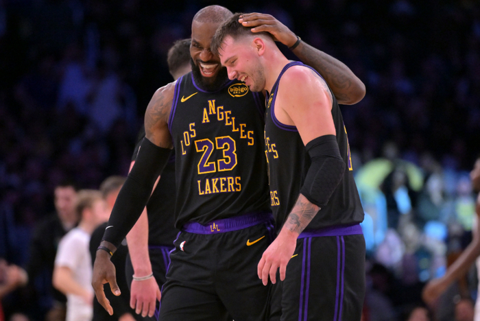 湖人队关键战役锁定西部第三 里夫斯东契奇联手