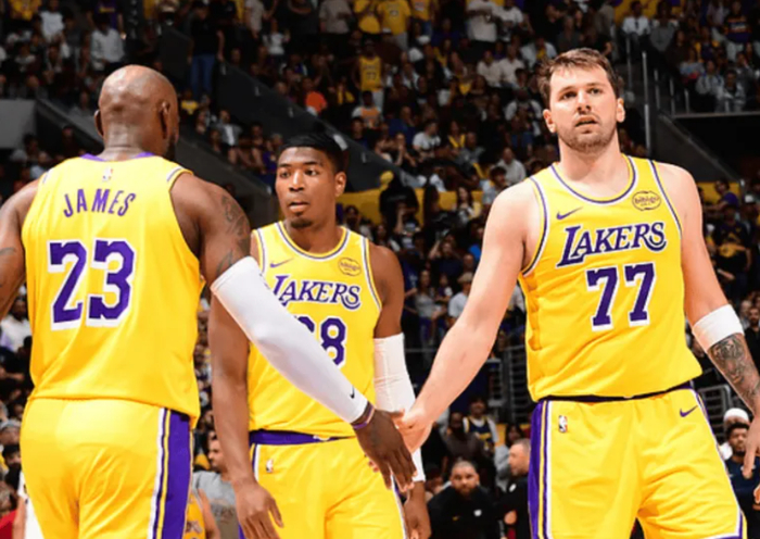 湖人队关键战役锁定西部第三 里夫斯东契奇联手